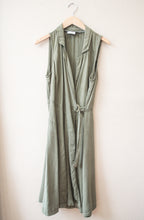 Load image into Gallery viewer, Anthropologie Size 12 Sleeveless Tencel Wrap Dress
