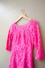 Load image into Gallery viewer, Lily Pulitzer Size 00 Crochet Lace Dress
