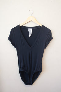 Free People Size Small V-Neck Bodysuit Top